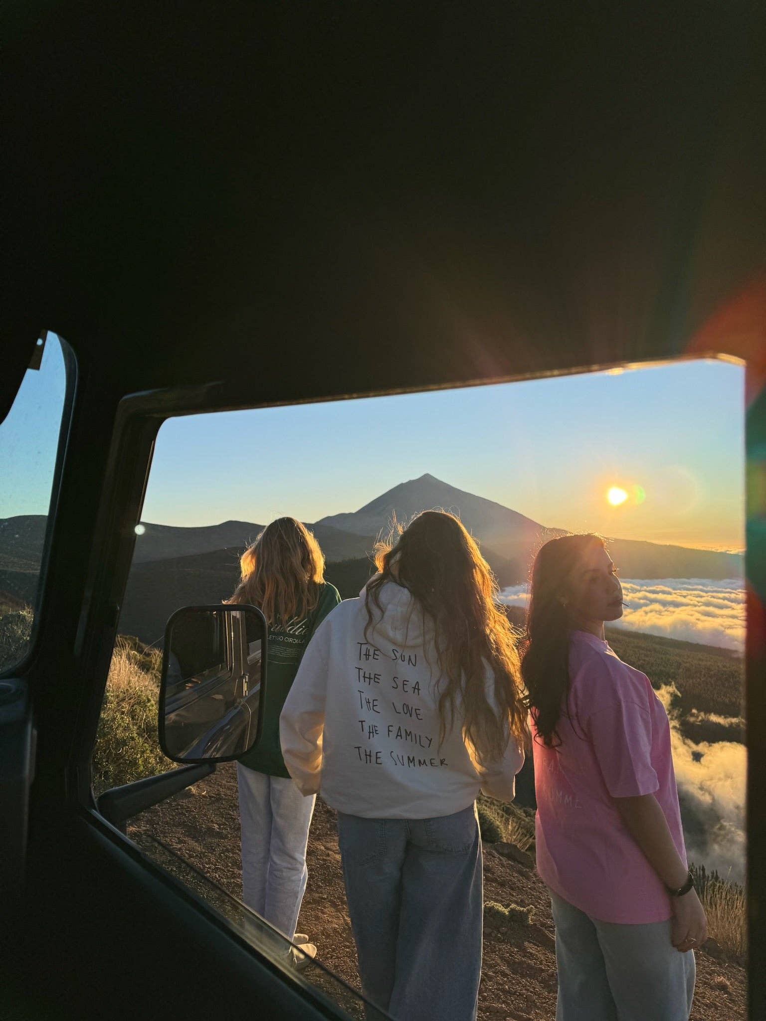 CIRCU - Wholesale Hoodie - Women's - SAND SWEATSHIRT9