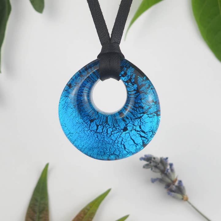 Drusilya Glass Art – Großhandel Kette mit Anhänger/Charm – Zaniah Halskette, handgefertigter Murano-Glas-Schmuck