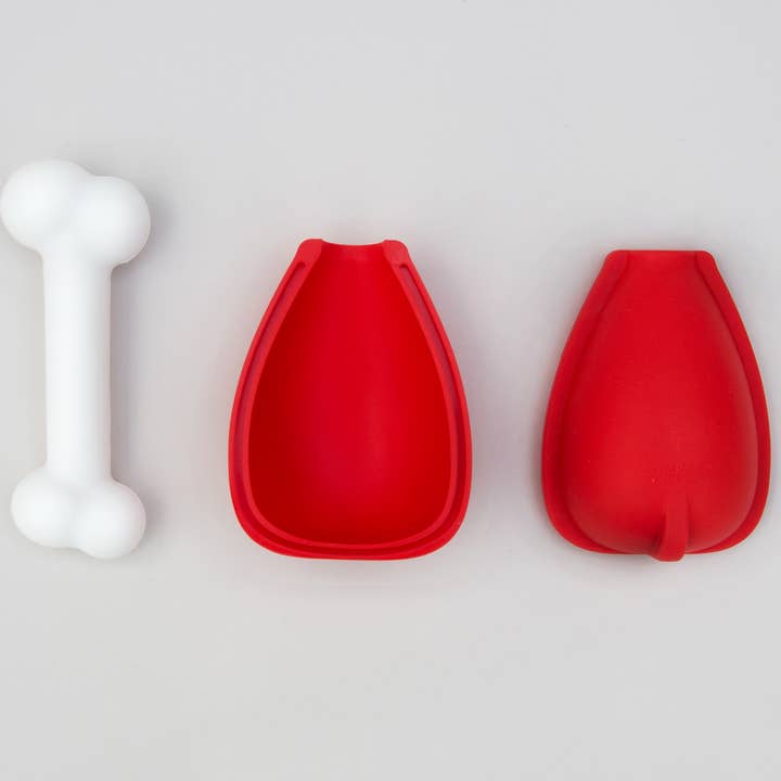 SUCK UK Ltd - USA - Wholesale Pet Treats - Dog - Pupsicle Ice Lolly Maker for Dogs