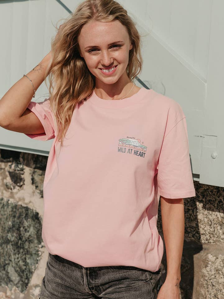 Morning Club Clothing – wholesale T-shirt (graphic) – unisex – Wild At Heart Organic Cotton T-Shirt11