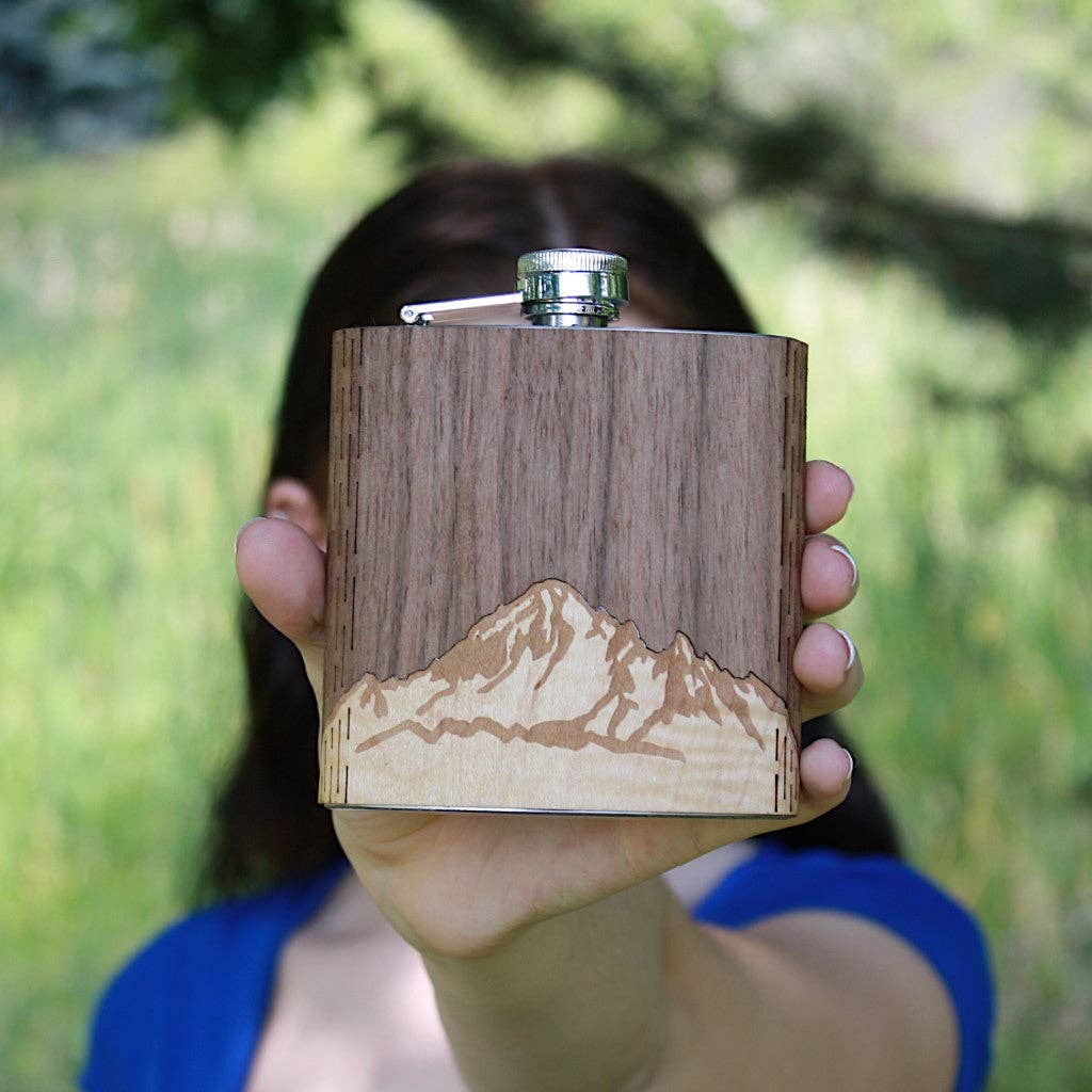 WUDN Handcrafted - Wholesale Flask - Wooden Hip Flask - Cascade Range (Mt. Baker)4