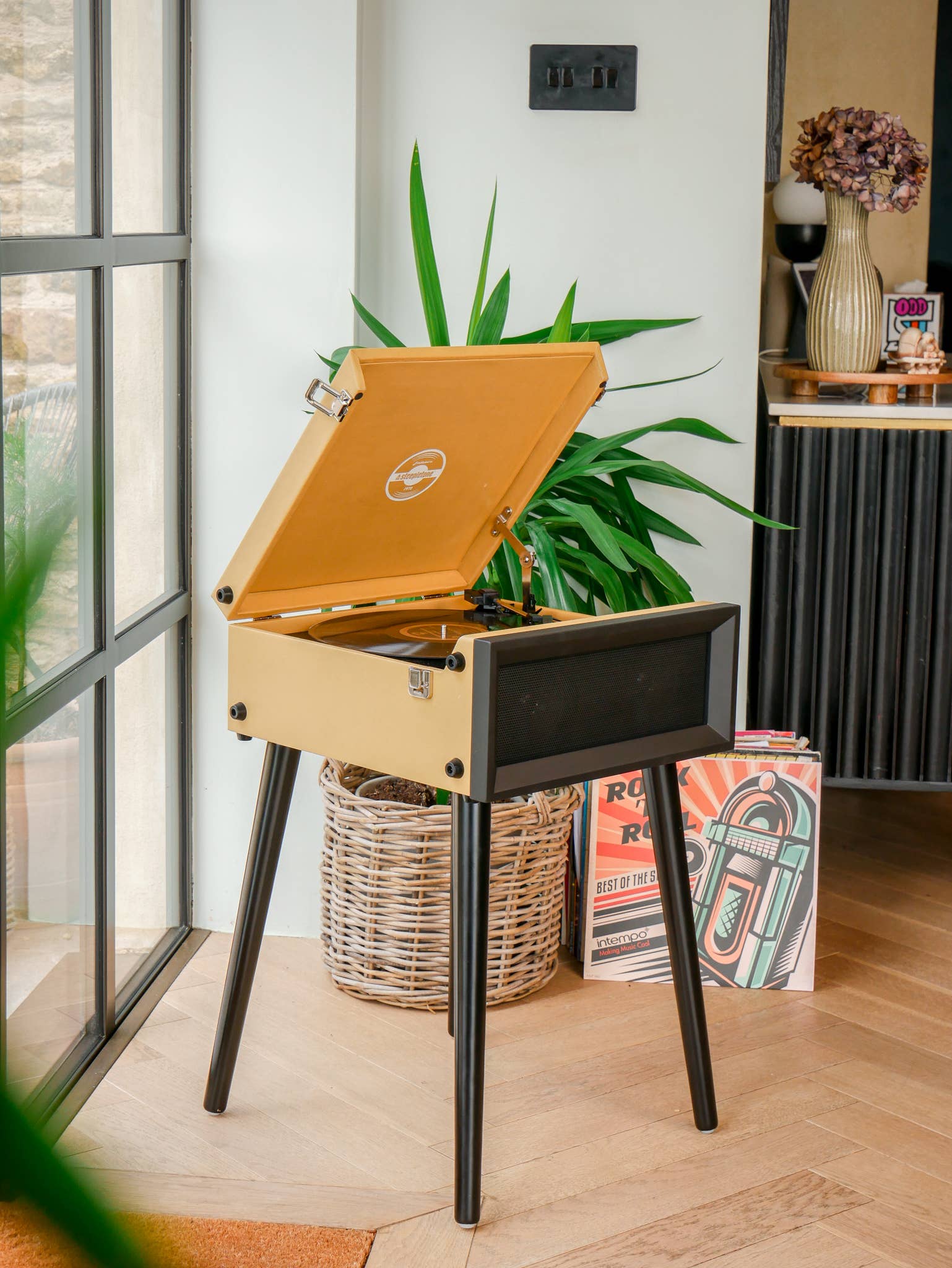 Steepletone UK Ltd - Wholesale Speakers - Retro Record Player on Legs - With Bluetooth and Radio4