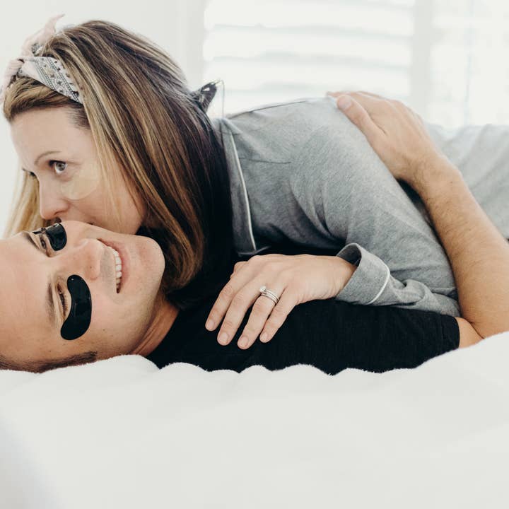 ToGoSpa - Vente Masques de traitement yeux - YEUX : Charbon et Caféine - Le Masque Gueule de Bois - Pack de 35