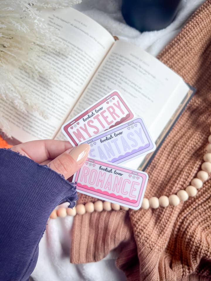 Autocollant en vinyle de plaque d'immatriculation de genre de livre | Autocollants imperméables pour la vente par Bumblebry Designs