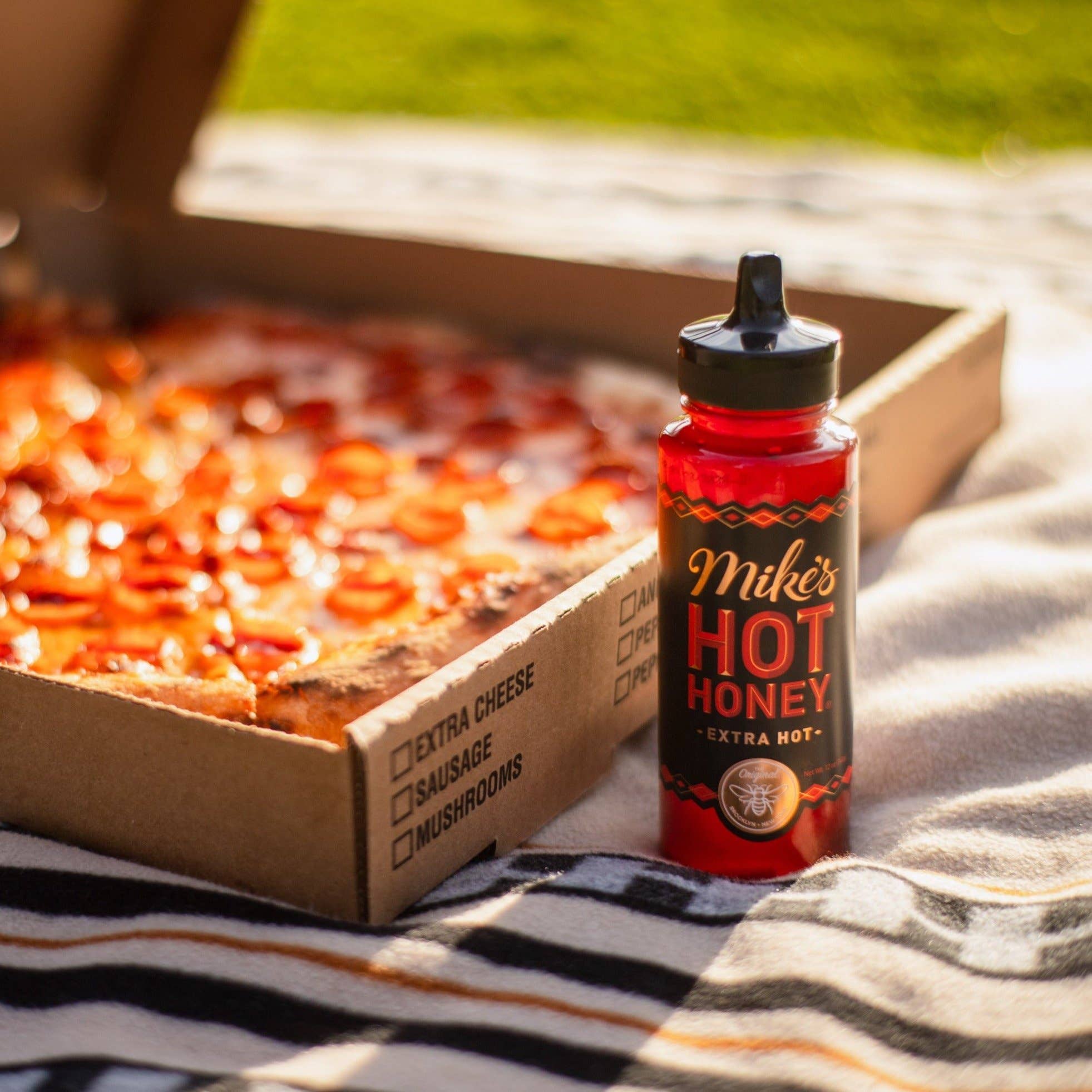 Mike's Hot Honey - Wholesale Honey - Mike's Hot Honey | Extra Hot | 6-pk | 12oz | Squeeze Bottle5