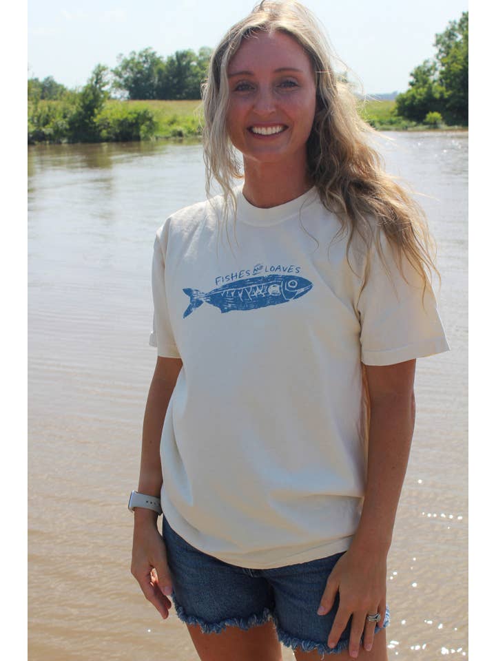 Spirit+Tribe - Wholesale T-Shirt (Graphic) - Women's - FISHES AND LOAVES GRAPHIC TEE2