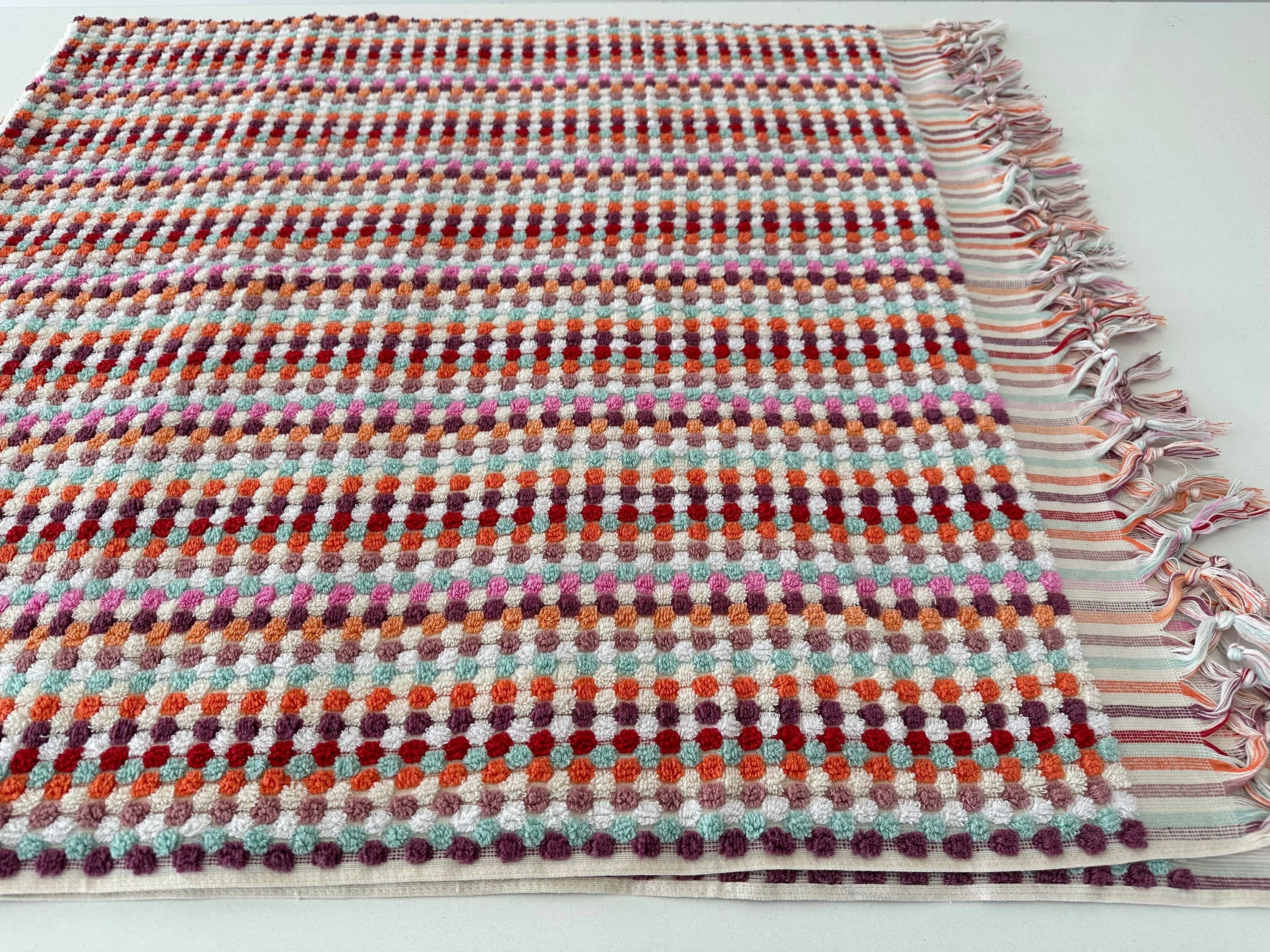 YURTLUS - Wholesale Bath towel - Bath Towel 36x 70, Beach Towel, Soft Thick Towel, Bathroom Bath Towel 36x 70, Beach Towel, Soft Thick Towel, Organic, Bathroom Bubble - Multicolor 57