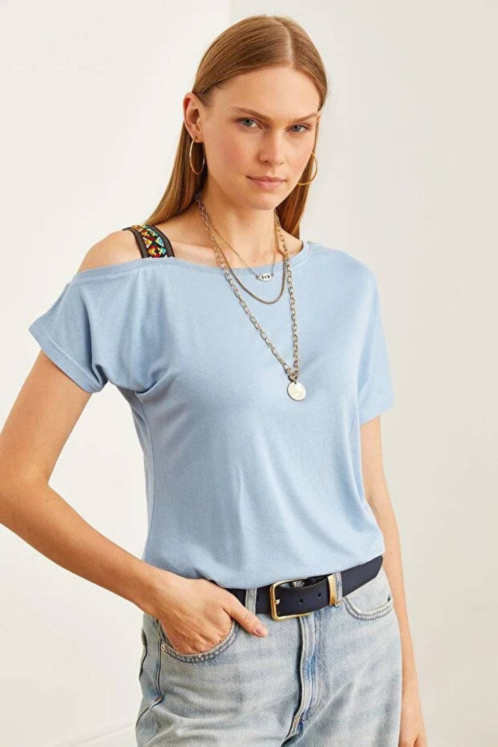 Hoxton Gal – wholesale Blouse – Women’s – One-Shoulder Ethnic-Trim Blouse15