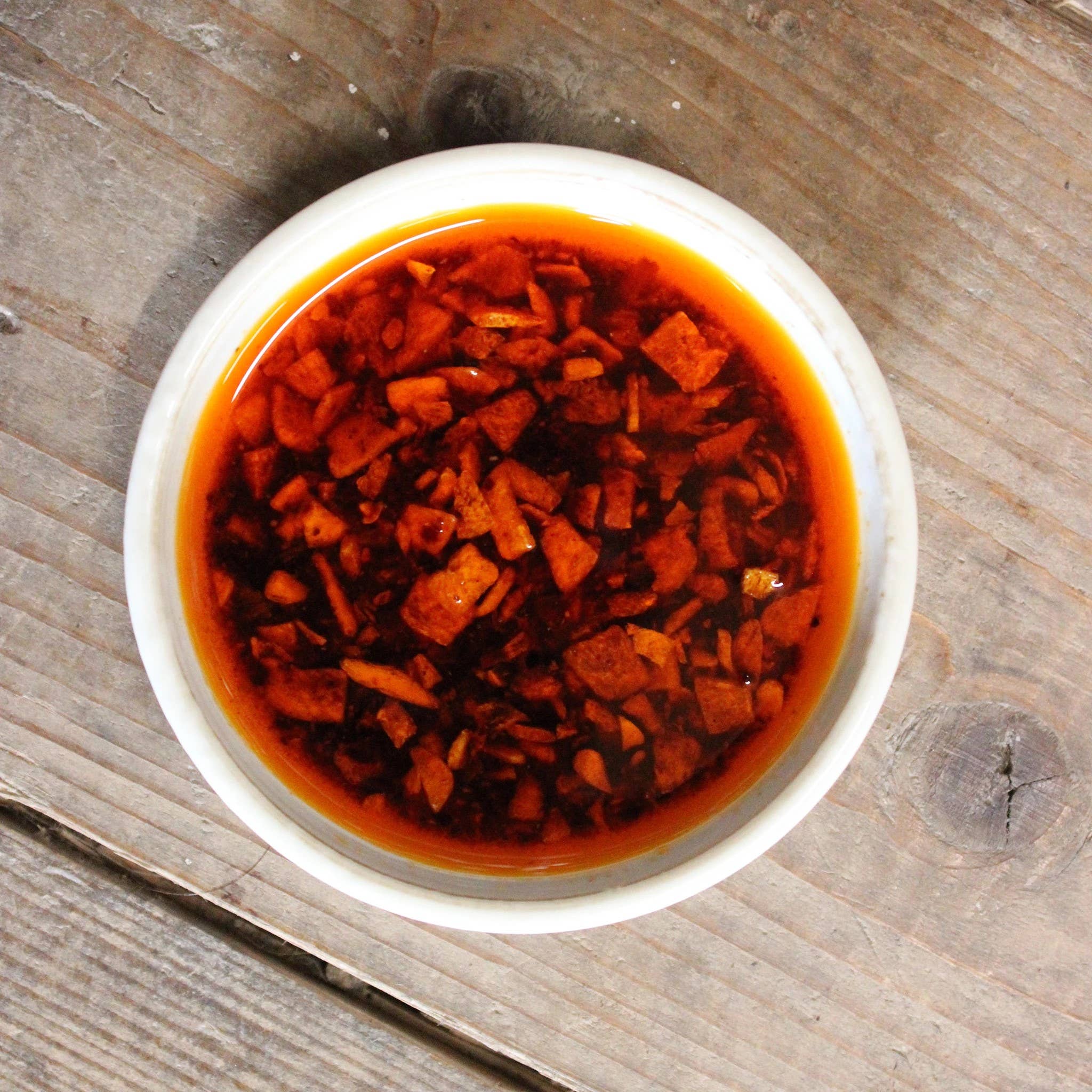 The Wasabi Company – wholesale Chili paste – Momoya Taberu Mild La-Yu Chilli Oil2