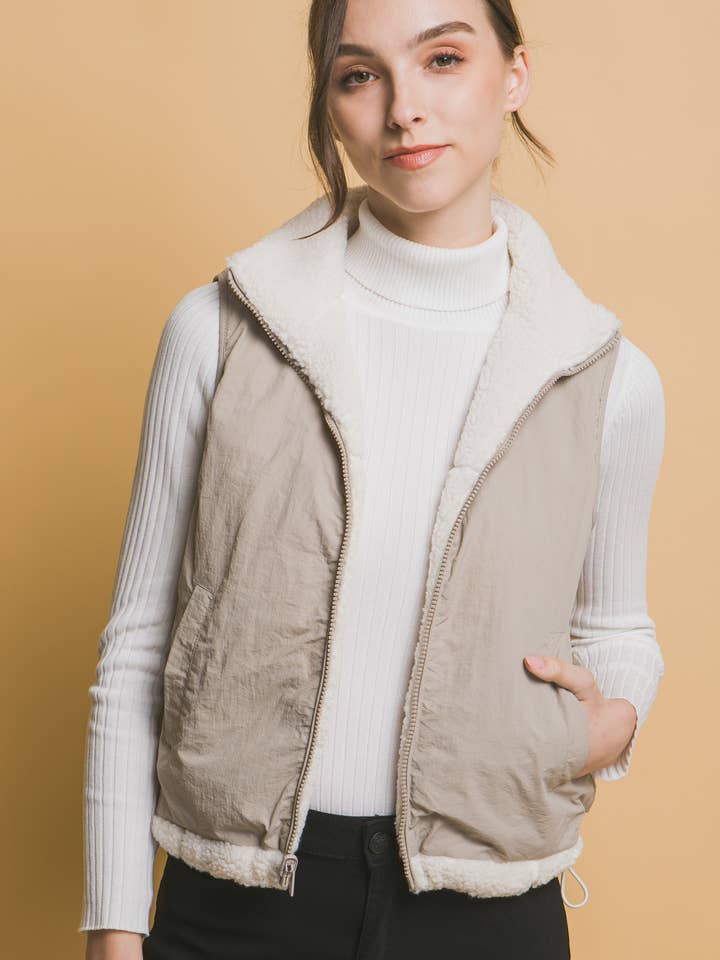 .SI-26930 Reversible Fleece Vest With Side Pockets for wholesale by 42POPS