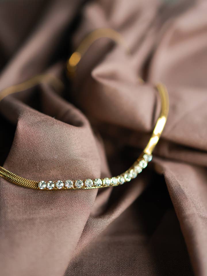 THE RADIANT ARC NECKLACE for wholesale by SHOP HARCO