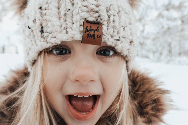 Lakeside Knits co - Vente Bonnet – enfant - Bonnet en maille double pompon5