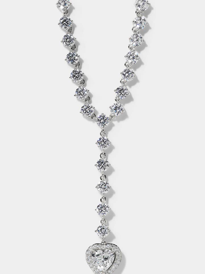 COLLANA A CUORE HALO LE BISOU Y per la vendita all'ingrosso da parte di NADRI