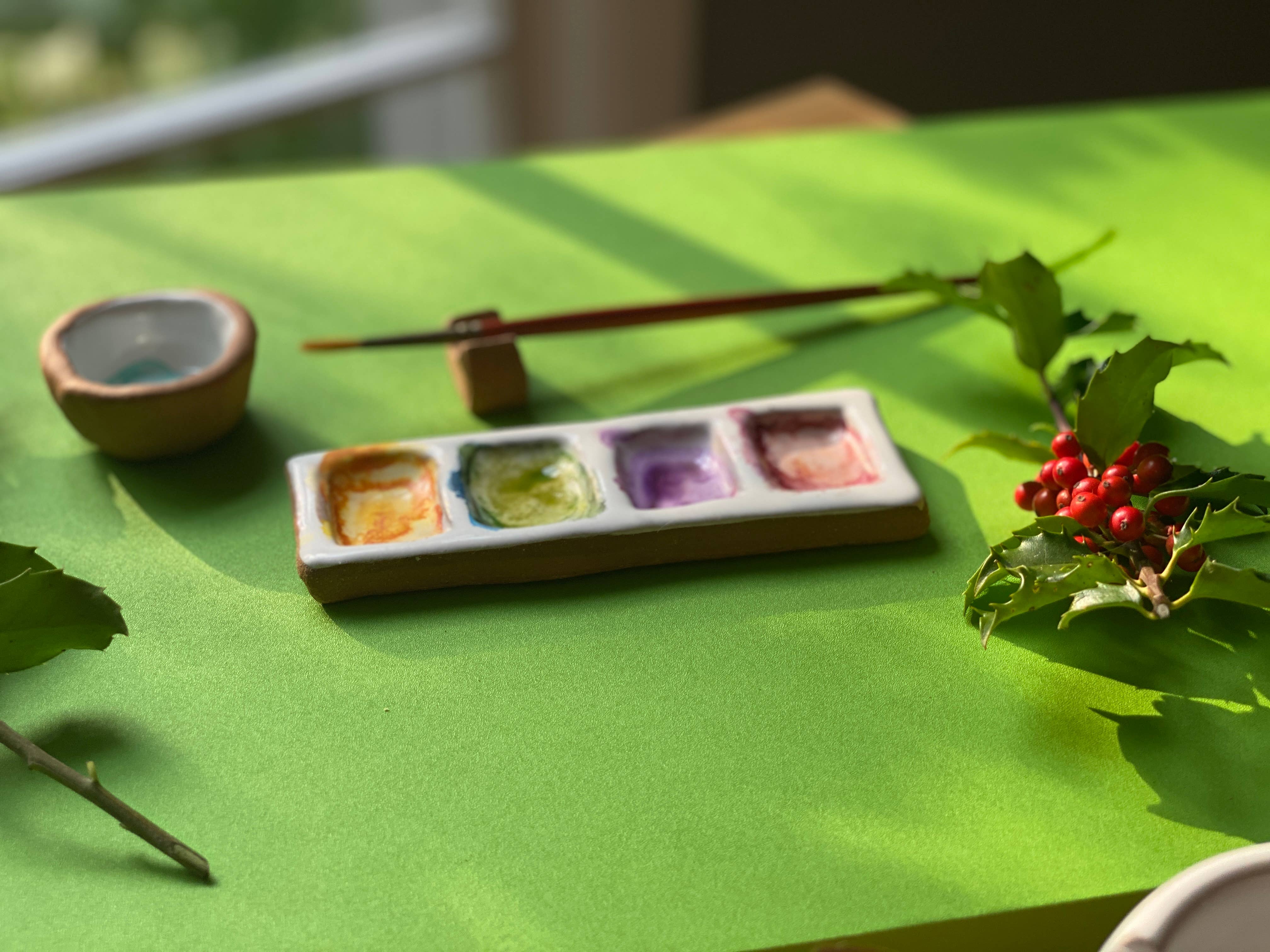 Busy Hands Studio - Wholesale Palette/Mixing Tray - Ceramic Artist 4-Pan Paint Palette - Handmade Travel Palette3