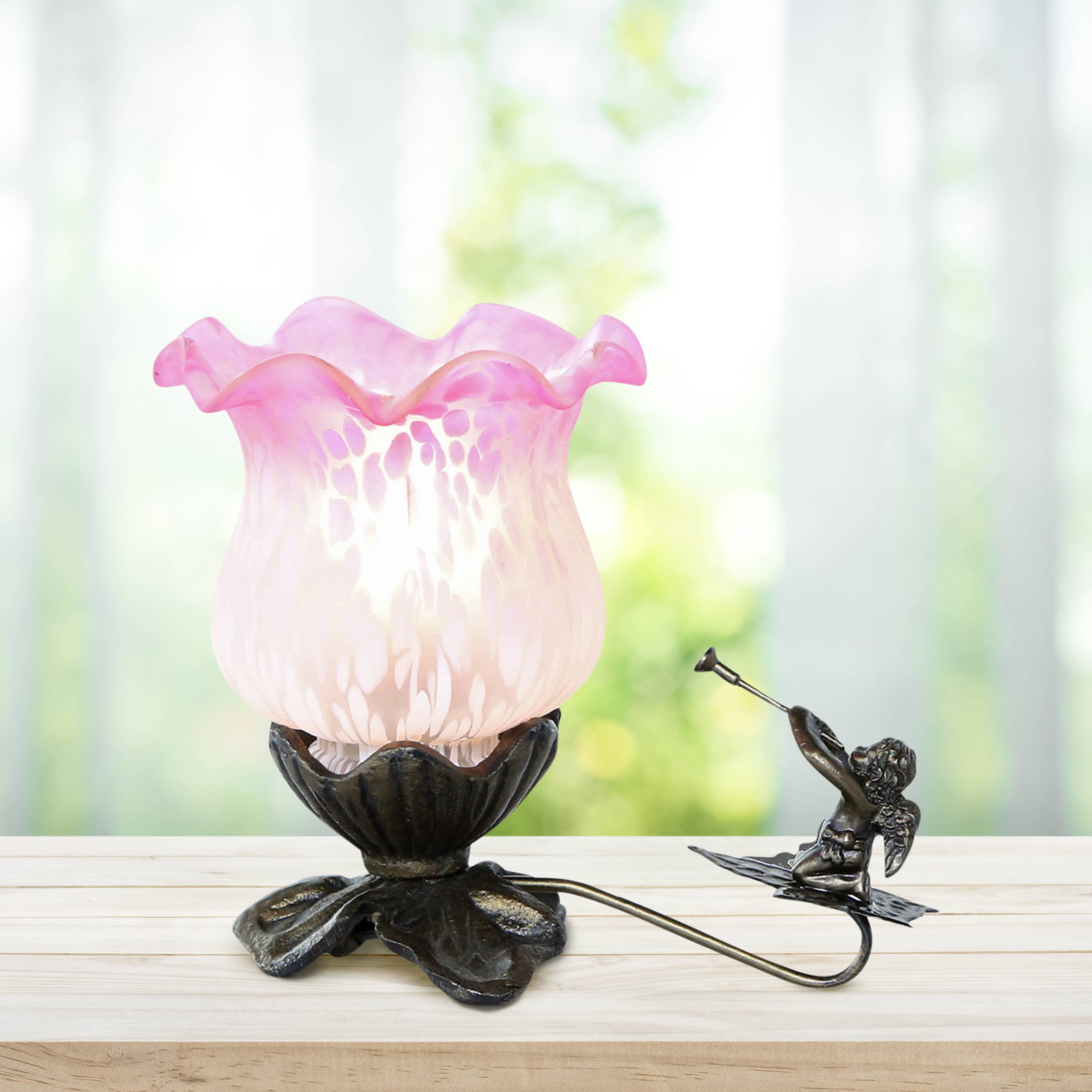 Rose/Blanc Lampe d'appoint chérubin en verre givré peint à la main de 6 « h en vente sur Faire4
