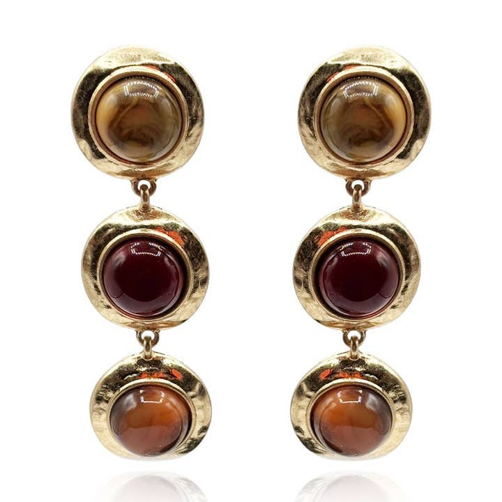 Boucles d'oreilles percées Violetta trois pierres en cornaline et résine d'ambre pour la vente par Michael Nash Jewelry