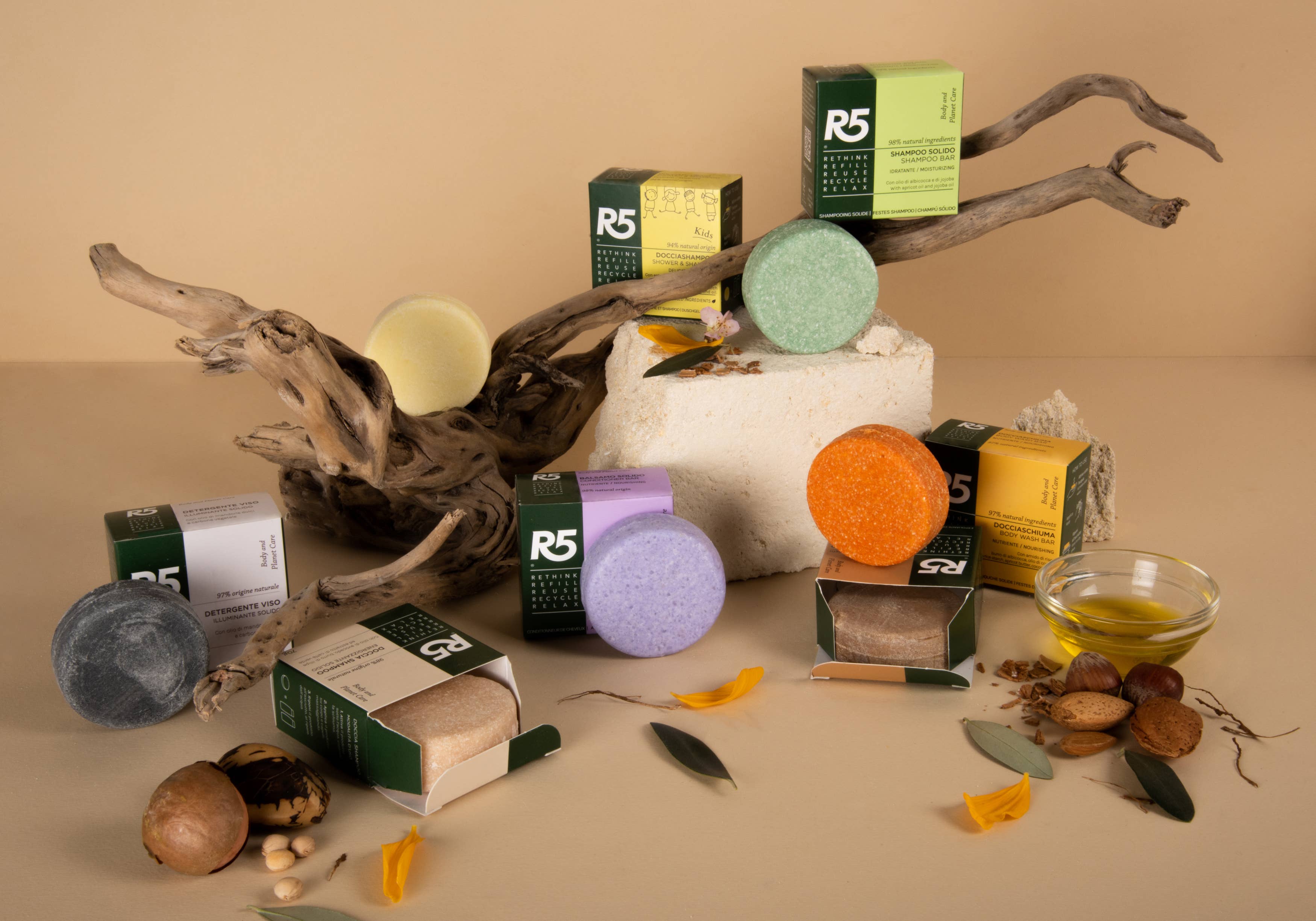 R5 - Wholesale Shampoo Puck/Solid Shampoo - R5 Moisturizing Solid Shampoo - Shampoo Bar - Made in Italy6