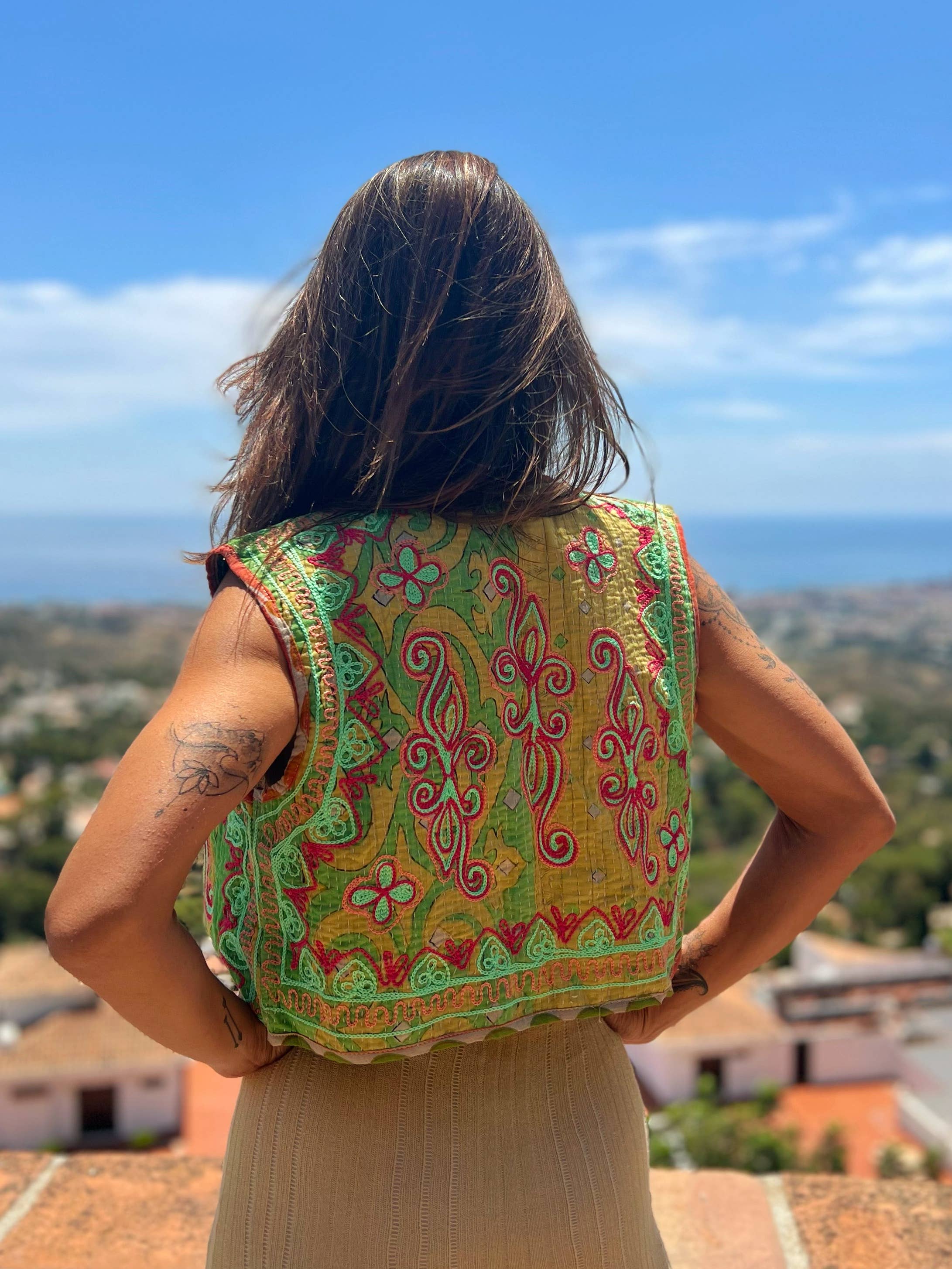 Kinomy - Wholesale Outerwear Vest - Women's - Batik cotton embroidered short vest, women's boho vest.5