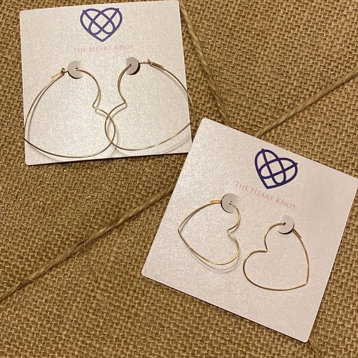 The Heart Knot - Vente Boucles d'oreilles pendantes - Boucles d'oreilles en fil de cœur délicates (petit - bas)