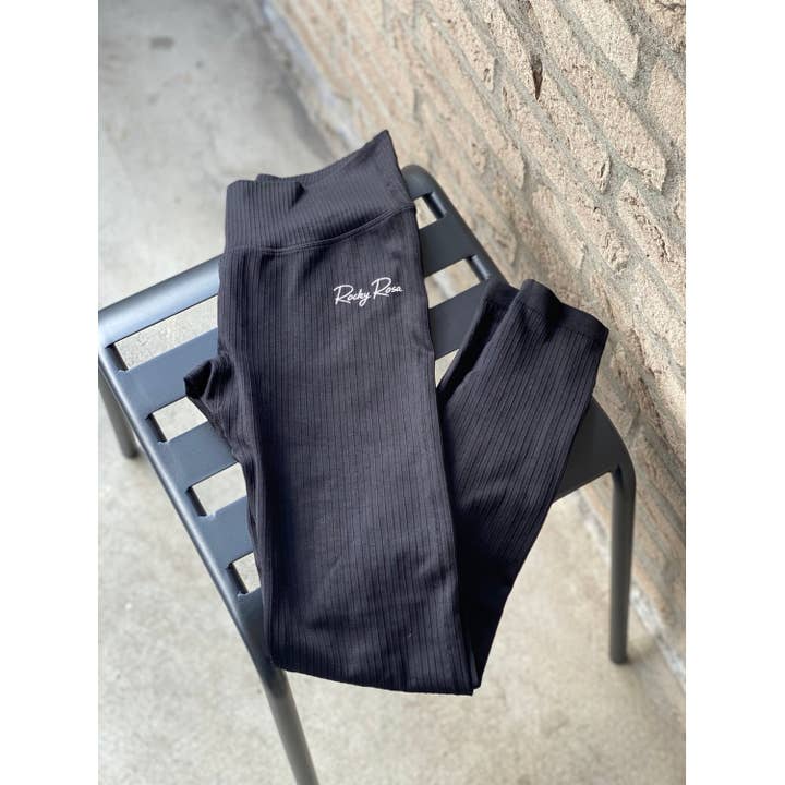 ROCKY ROSA SPORTS LEGGINGS & BRA - BLACK for wholesale by ROCKY ROSA