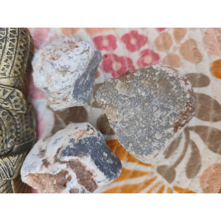 Angelite Grezza Pz per la vendita all'ingrosso da parte di Con Le Stelle