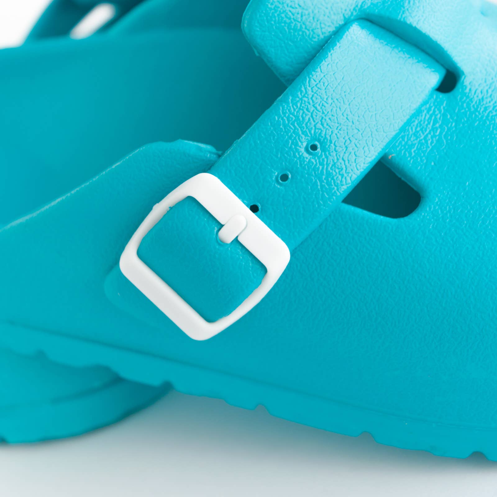 Avispas – wholesale Clogs – Women's – Desalia Turquoise Mule Organic EVA Wasps Clog3