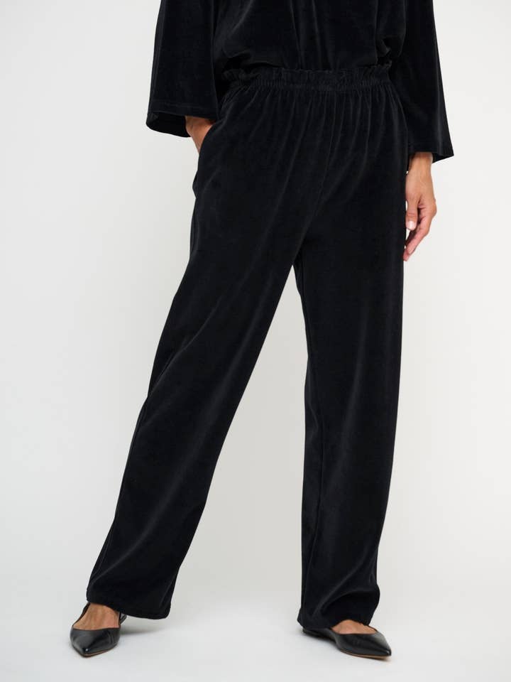 aurora pants velvet - black for wholesale by moshi moshi mind