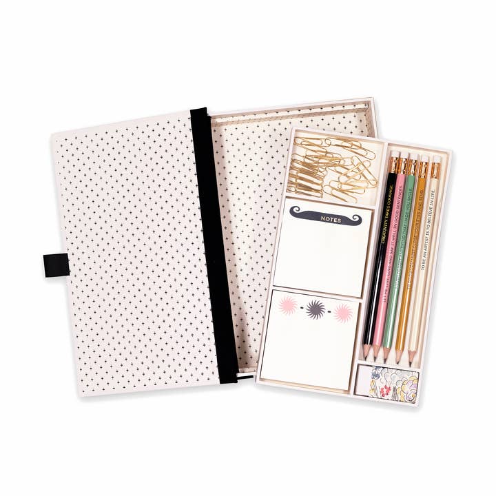 Boîte à pêche, Moderne pour la vente par Amelin Archive