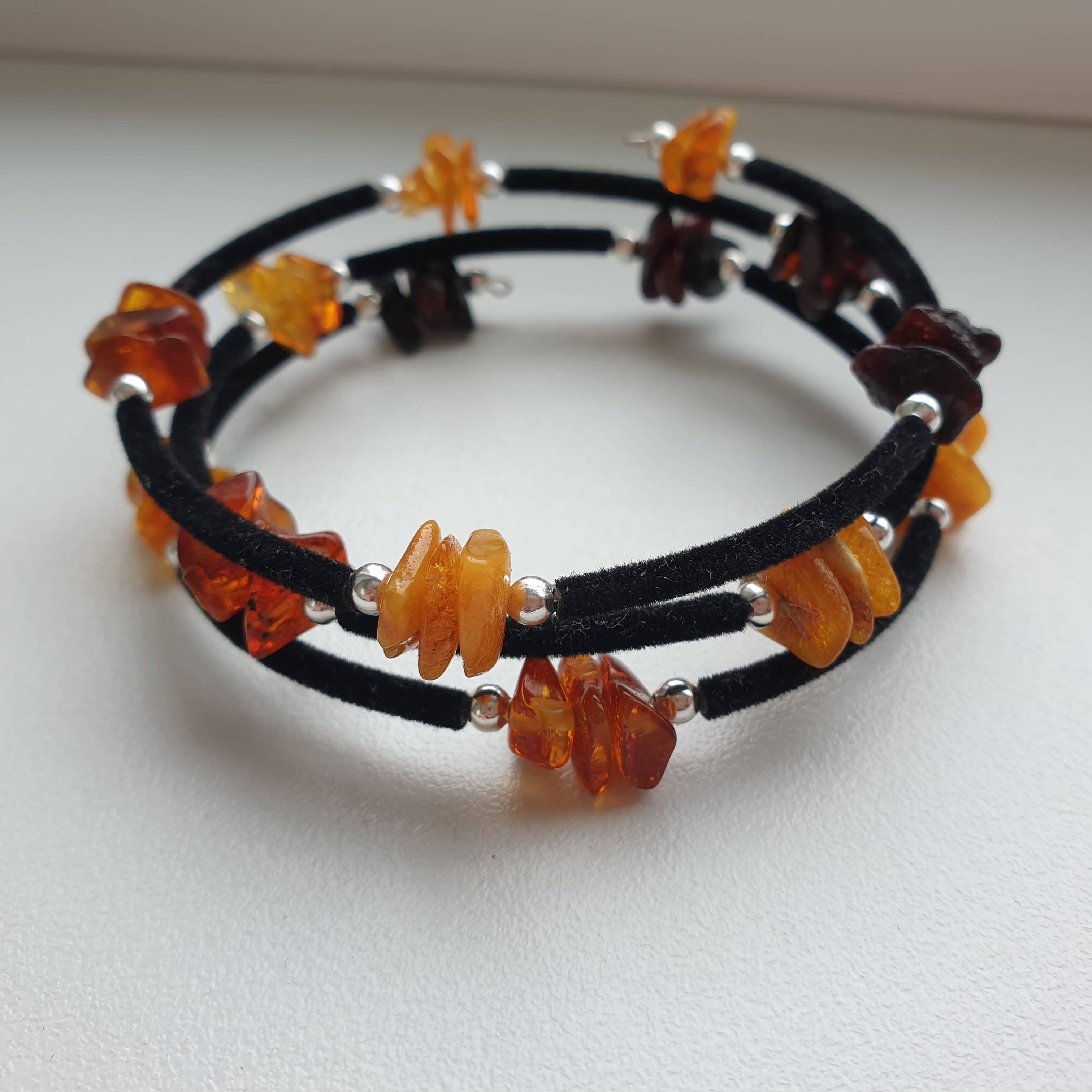 AmberLithuania - Wholesale Beaded Bracelet - Amber bracelet Adult Rough gemstine beaded bracelet Crystal1