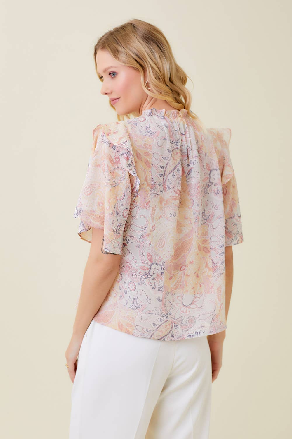 CRM PAISLEY 60089 Bluse mit gesmoktem Ausschnitt für den Großhandel auf Faire4