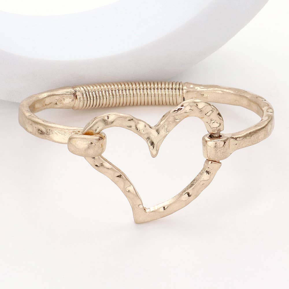 Sensibling Corp. - Wholesale Bangle Bracelet - Hammered Metal Heart Hook Bracelet0