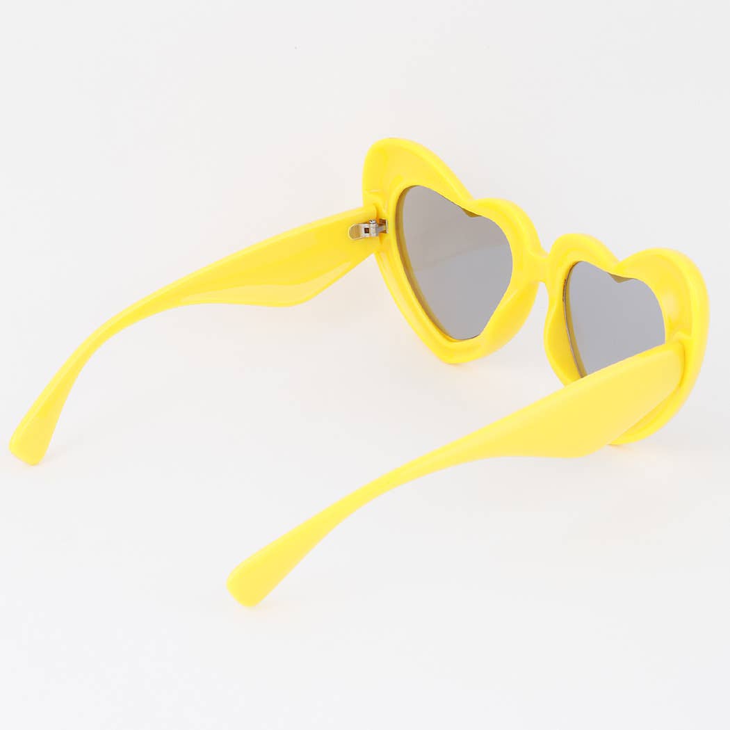 MT Fashionable Sweetheart Sunglasses for wholesale on Faire2