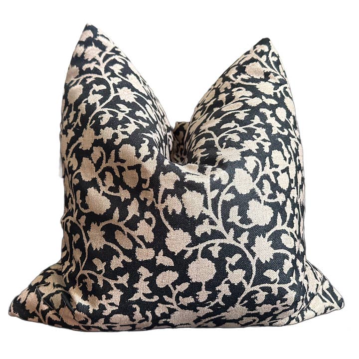 Rennah Collective - Wholesale Throw Pillow Cover - Pepper Pillow Cover
