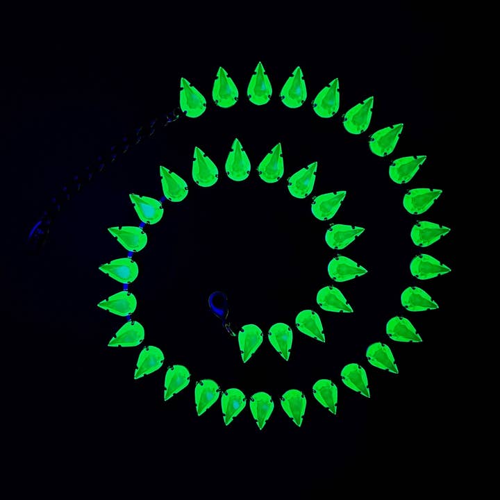 Uranium Glass Necklace Vintage Bohemia Neon Yellow for wholesale by SoHo Schmuckmanufaktur