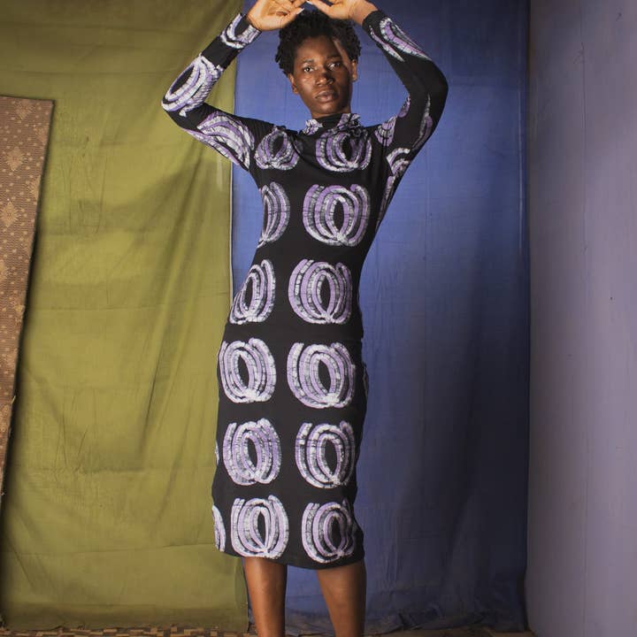 Mia Rollkragenkleid in Bad Signal für den Großhandel von Osei-Duro