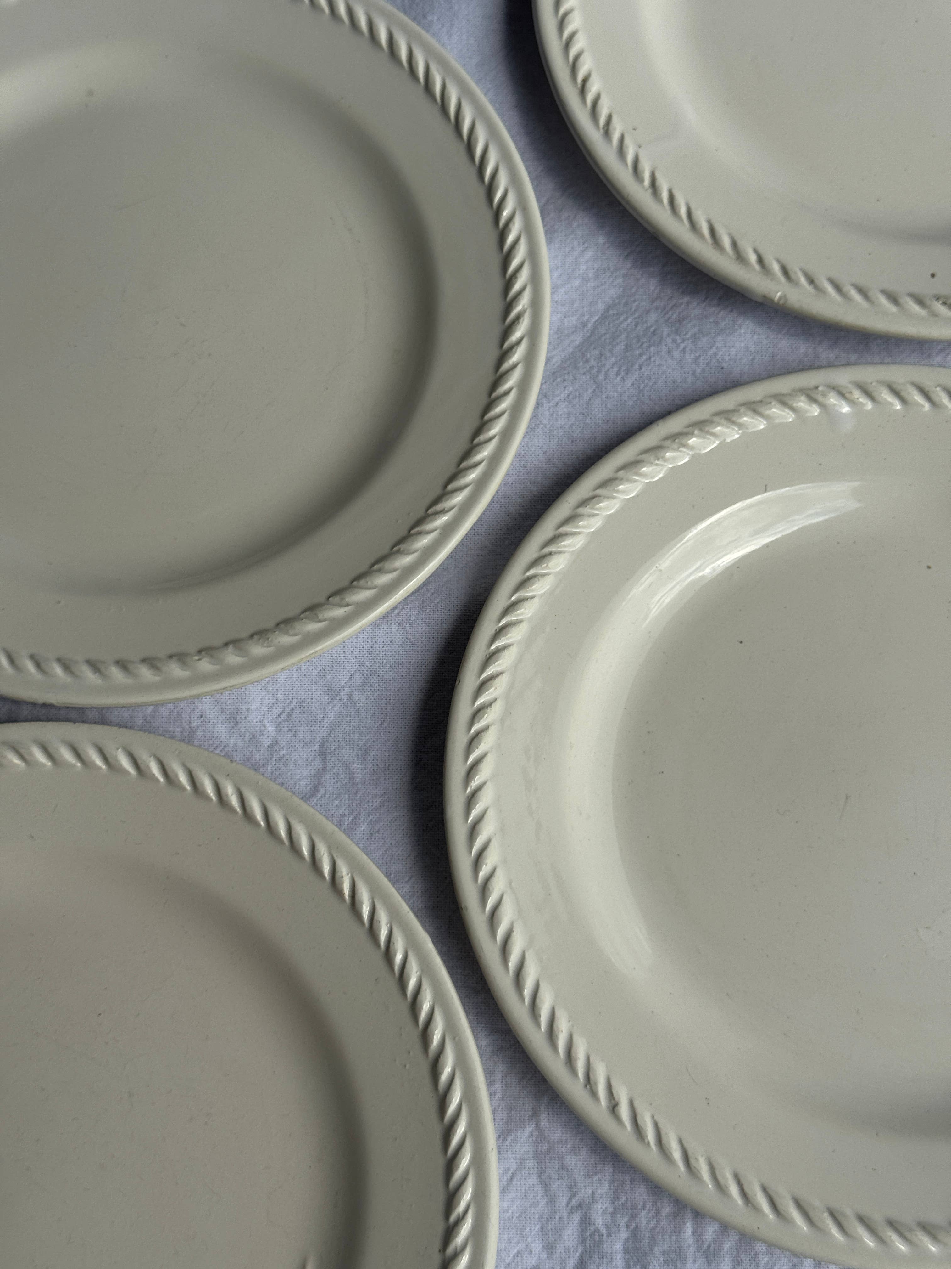 Office Objets - Wholesale Dinner Plate - Set of 4 small vintage white dessert plates D213
