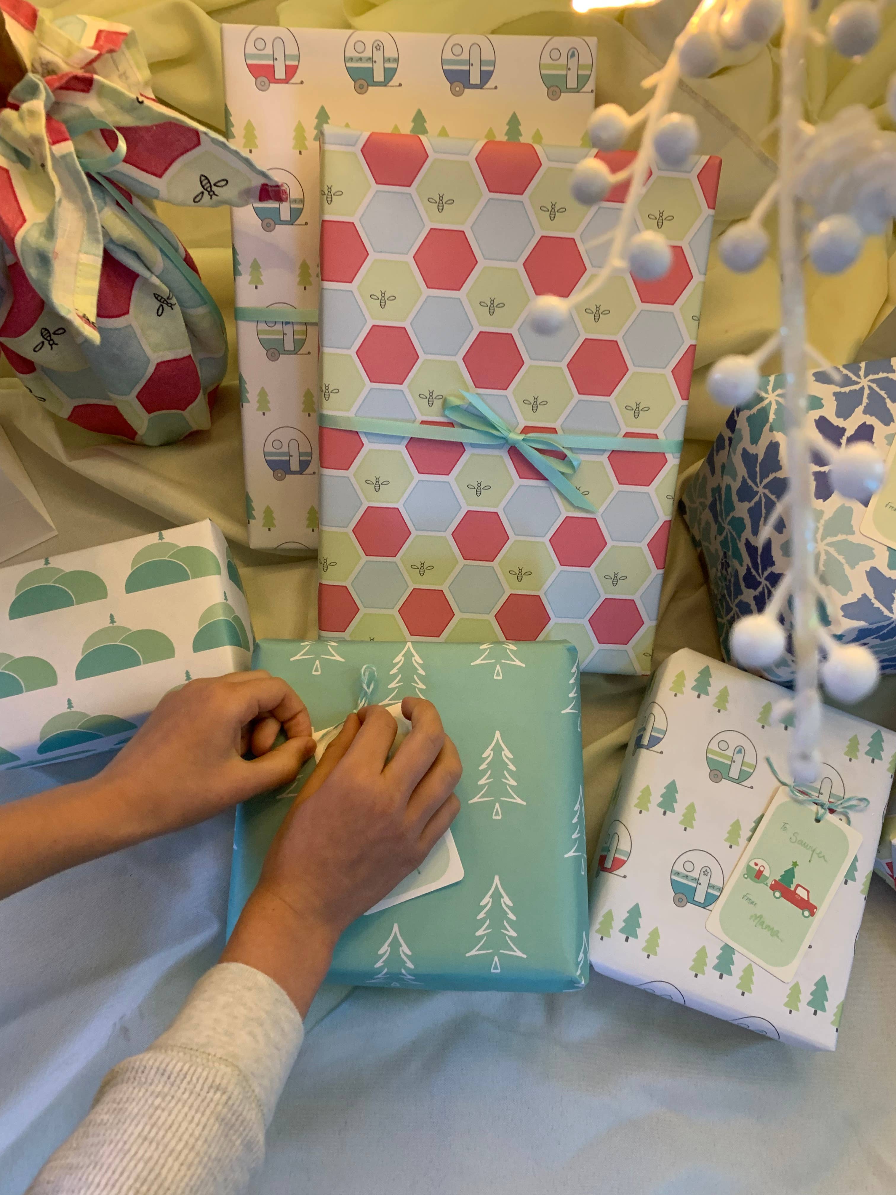 Lola Arts - Wholesale Wrapping Paper Roll - Wrapping Paper2