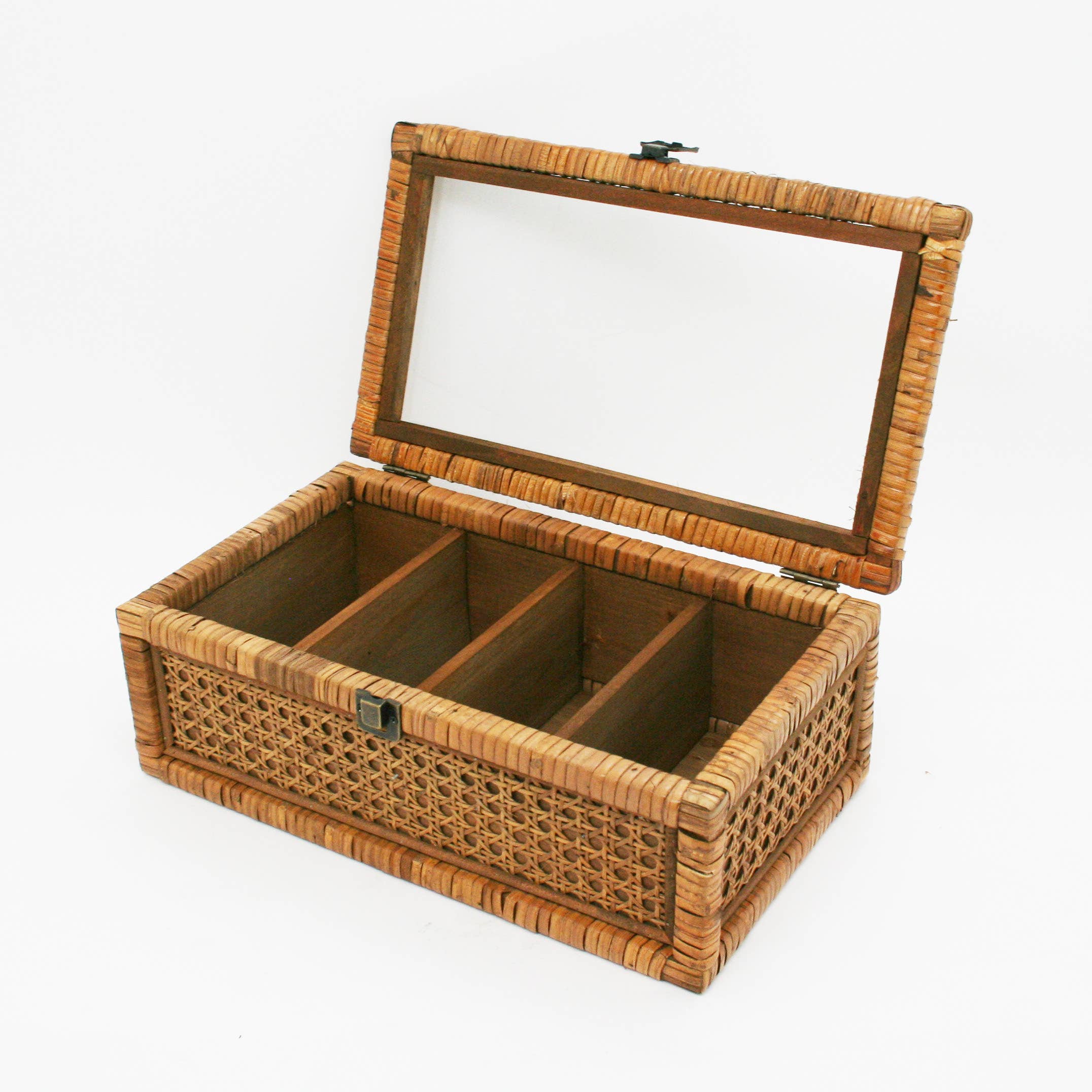 Modern World by Contrast Inc. - Wholesale Decorative Box - Rattan Box with Compartment Medium3
