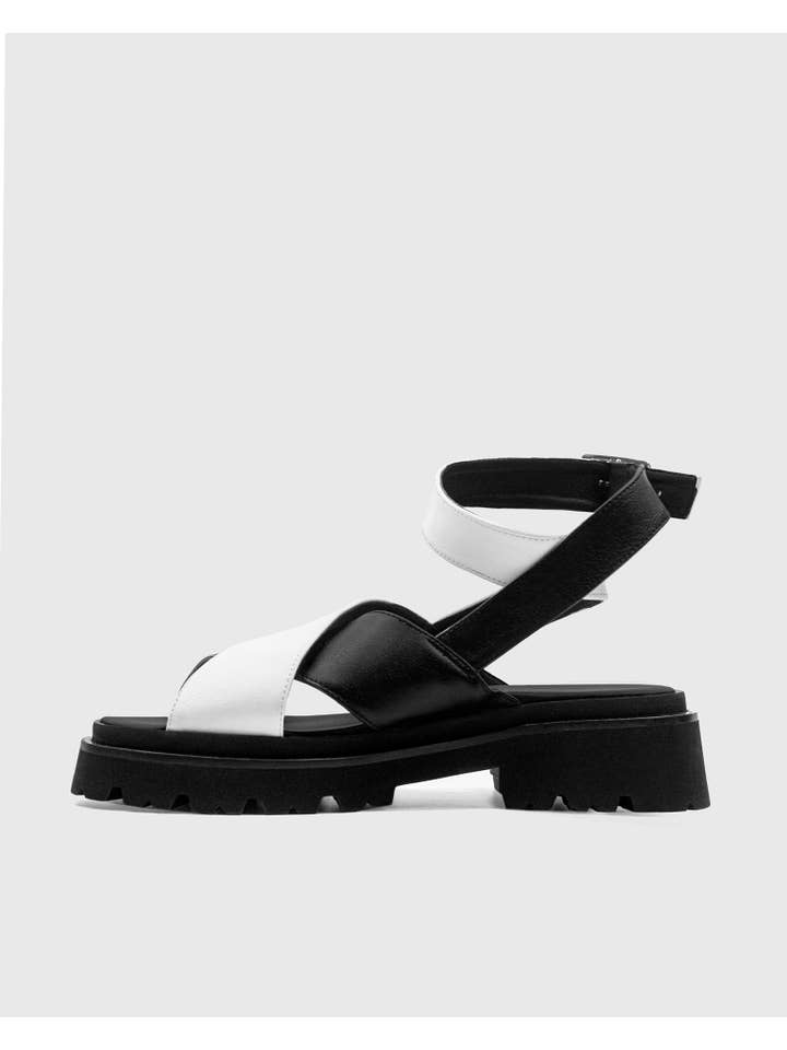 Bohema Clothing - Wholesale Sandals - Women's - Medley Sandals Made of Cactus Leather Dessertoā®