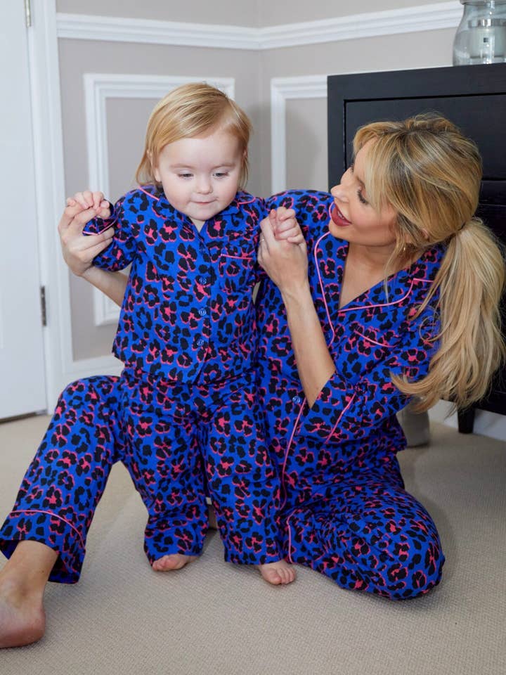 Pyjama à imprimé léopard pour enfants pour la vente par Tilbea London