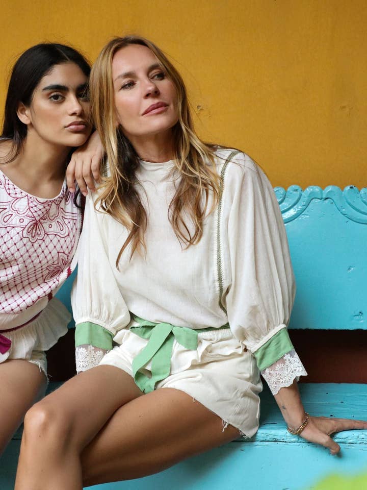 THE POISON BLOUSE für den Großhandel von Santa Lupita