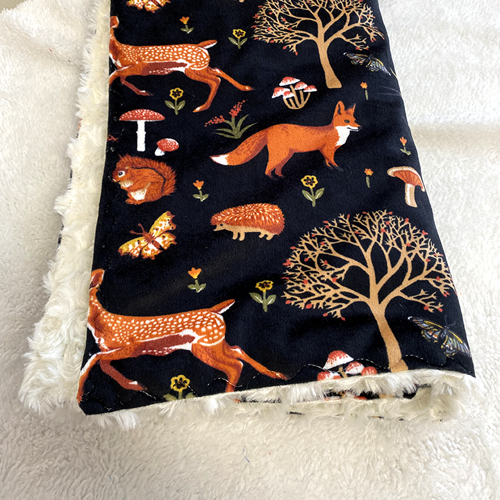 Wetona’s Handmade - Wholesale Bedding Blanket - Kids & Baby - Woodland Fox Cuddle Blanket2