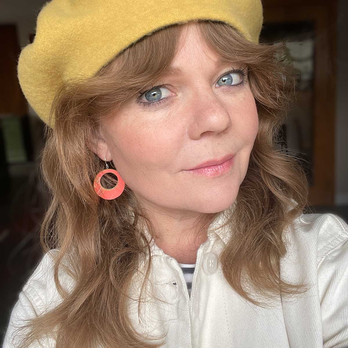 MapleXO - Wholesale Dangle Earrings - Mini Hoops2