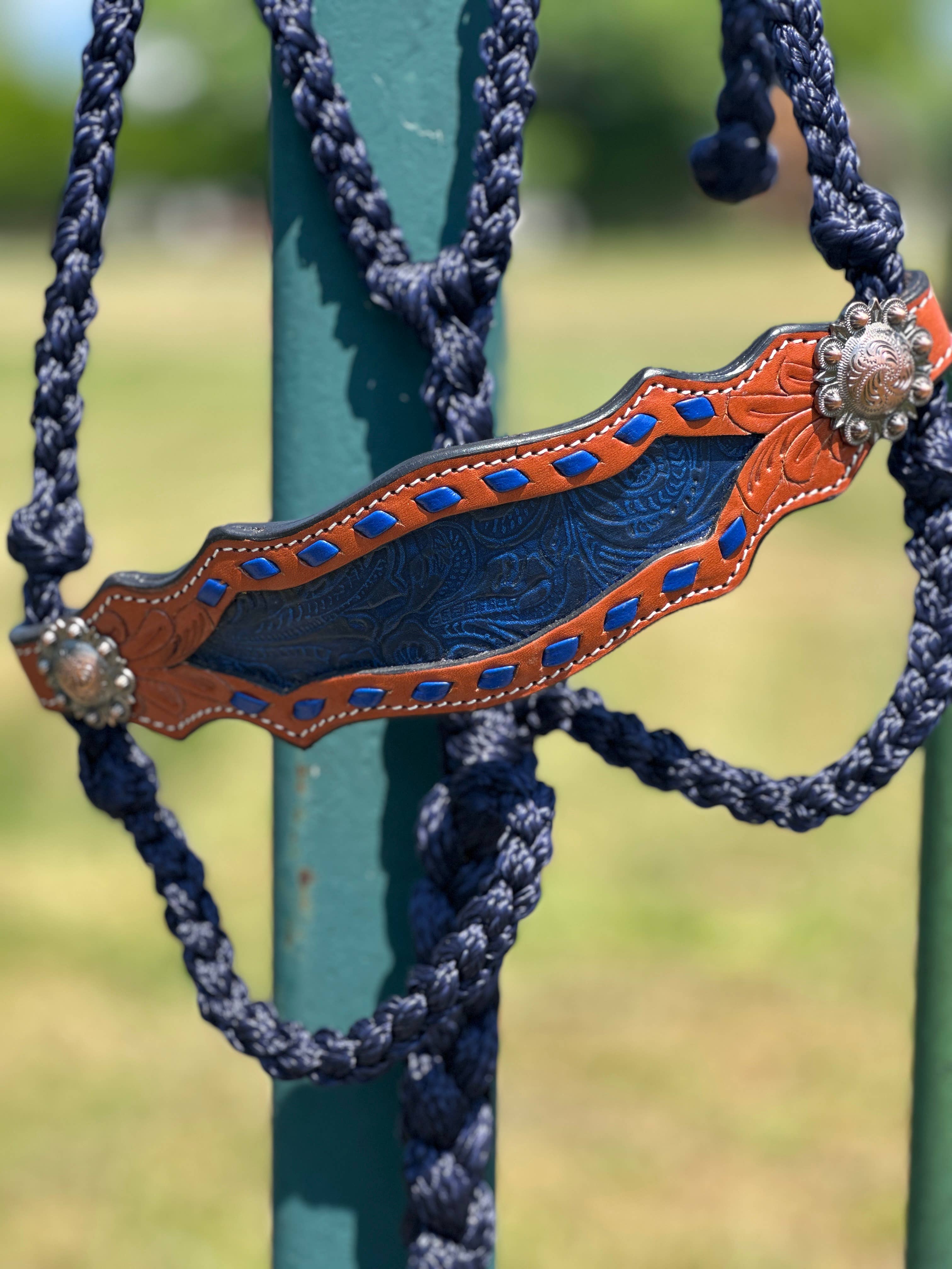 Schulz Equine – wholesale Ridutrustning – Flätat repgrimma i mule tape-stil med grimskaft16