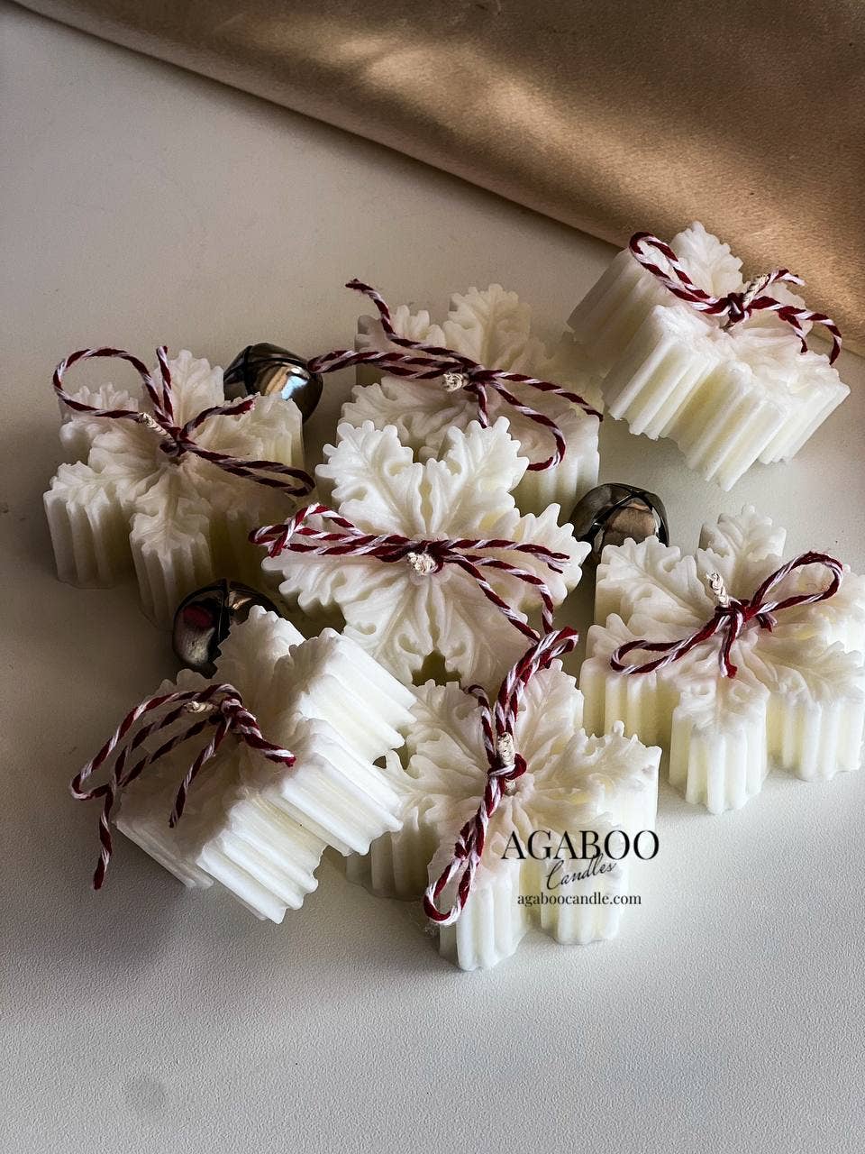 Agaboo Candle - Vendita all'ingrosso Candele regalo - Candela natalizia a forma di fiocco di neve, 5,1 x 6,3 cm4