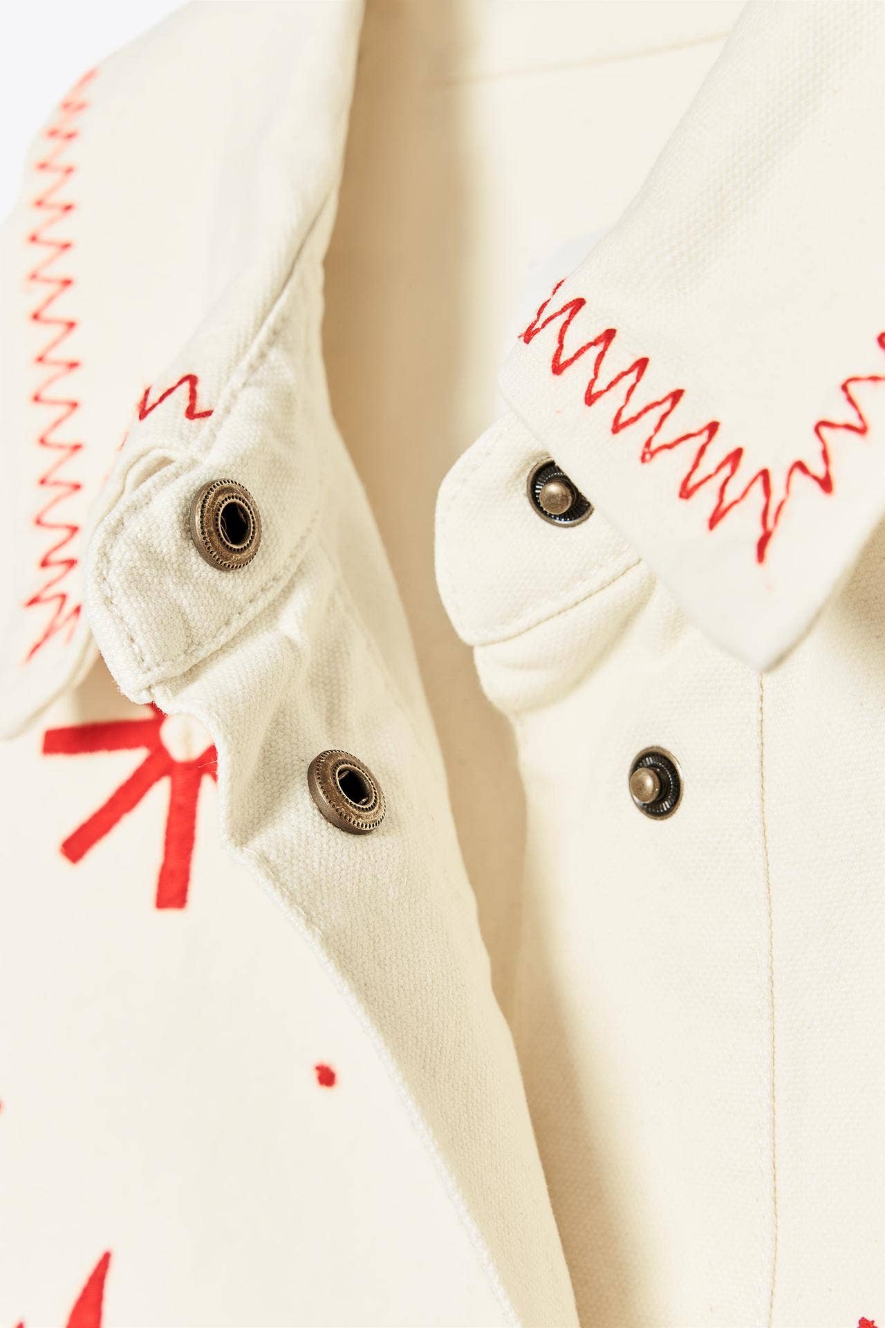 miglo - Wholesale Jacket - Women's - Embroidered Lapel Long Sleeve Jacket – 6 Piece Set

7