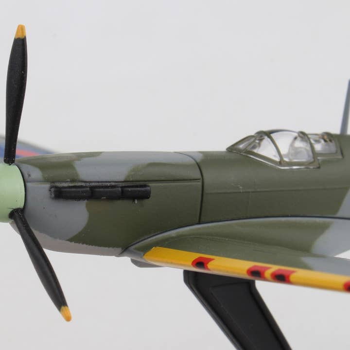 Daron Worldwide Trading - Wholesale Decorative Tabletop Object - POSTAGE STAMP RAAF SPITFIRE 1/935