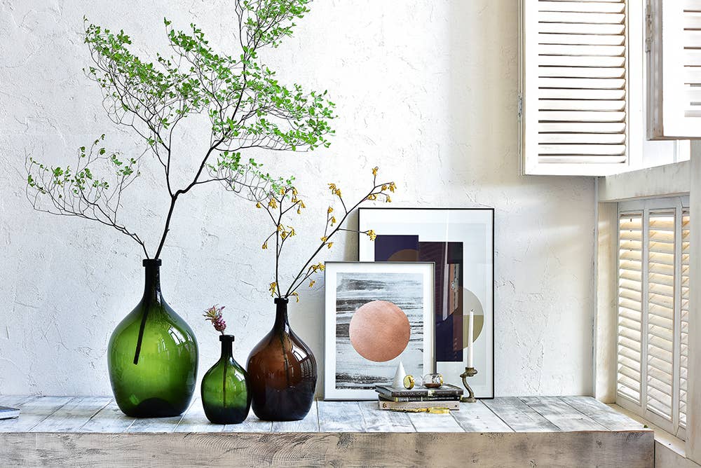 Noah Decoration – Großhandel Vasen – Recycelte Glasvase in Bernsteinfarben, Hololulu braune Glasvase6