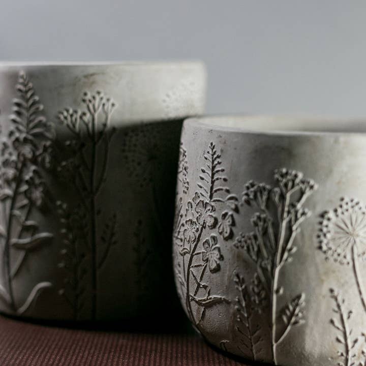 Momia the beautiful living - Wholesale Jar/Filled Candle - Long Cement Vase Candle2