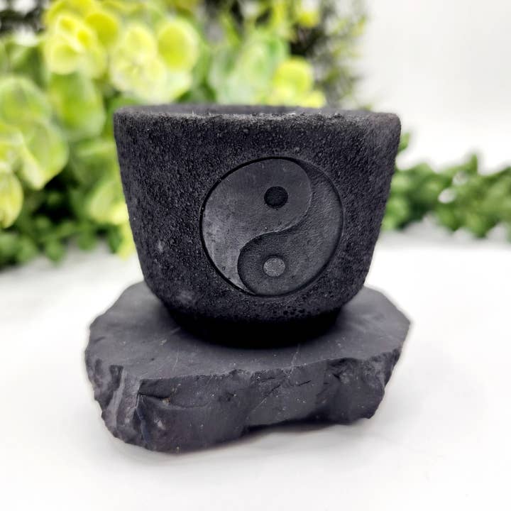 Meraki Gemstones - Wholesale Candle holder - Shungite Figurine Candle Holder-Ying Yang-EMF (6x5x5.5cm)1